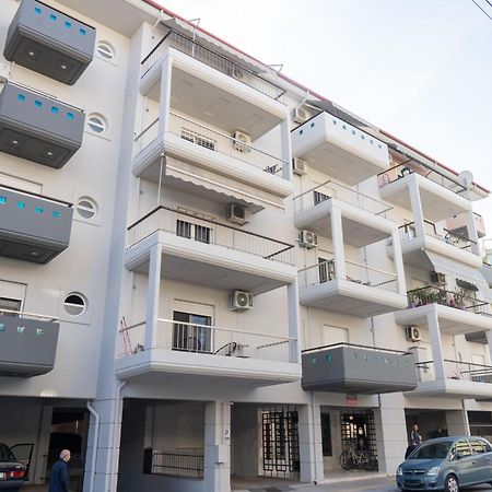 Апартаменты The Whole Packet C3 Center With Parking Лариса Экстерьер фото